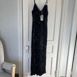 If By Sea blue sequin jumper. New with tags, smoke-free home. Size large.